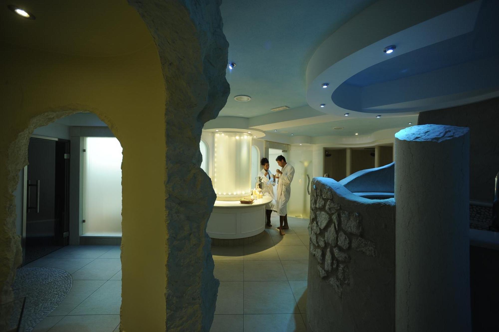 Parc Hotel Flora S Riva del Garda Ngoại thất bức ảnh