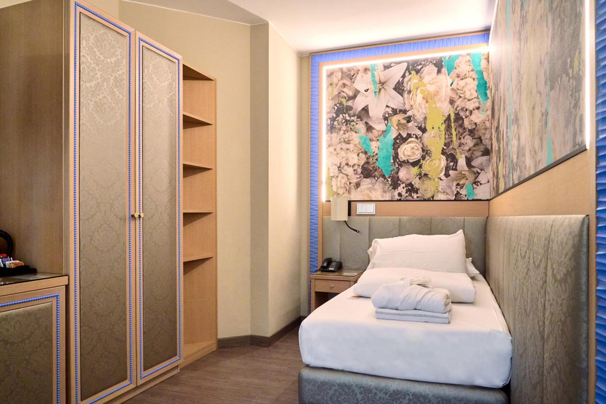 Parc Hotel Flora S Riva del Garda Ngoại thất bức ảnh