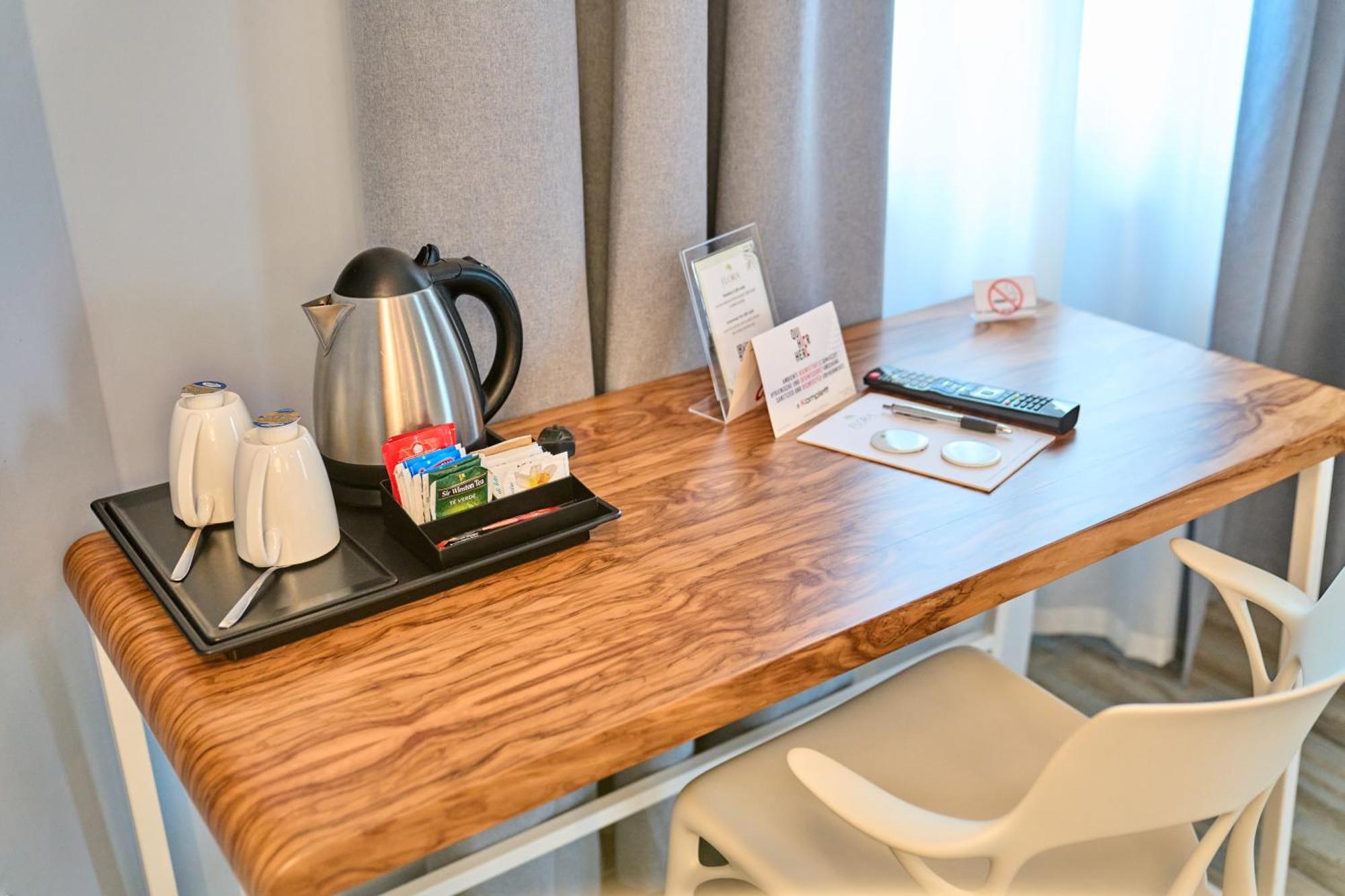 Parc Hotel Flora S Riva del Garda Ngoại thất bức ảnh