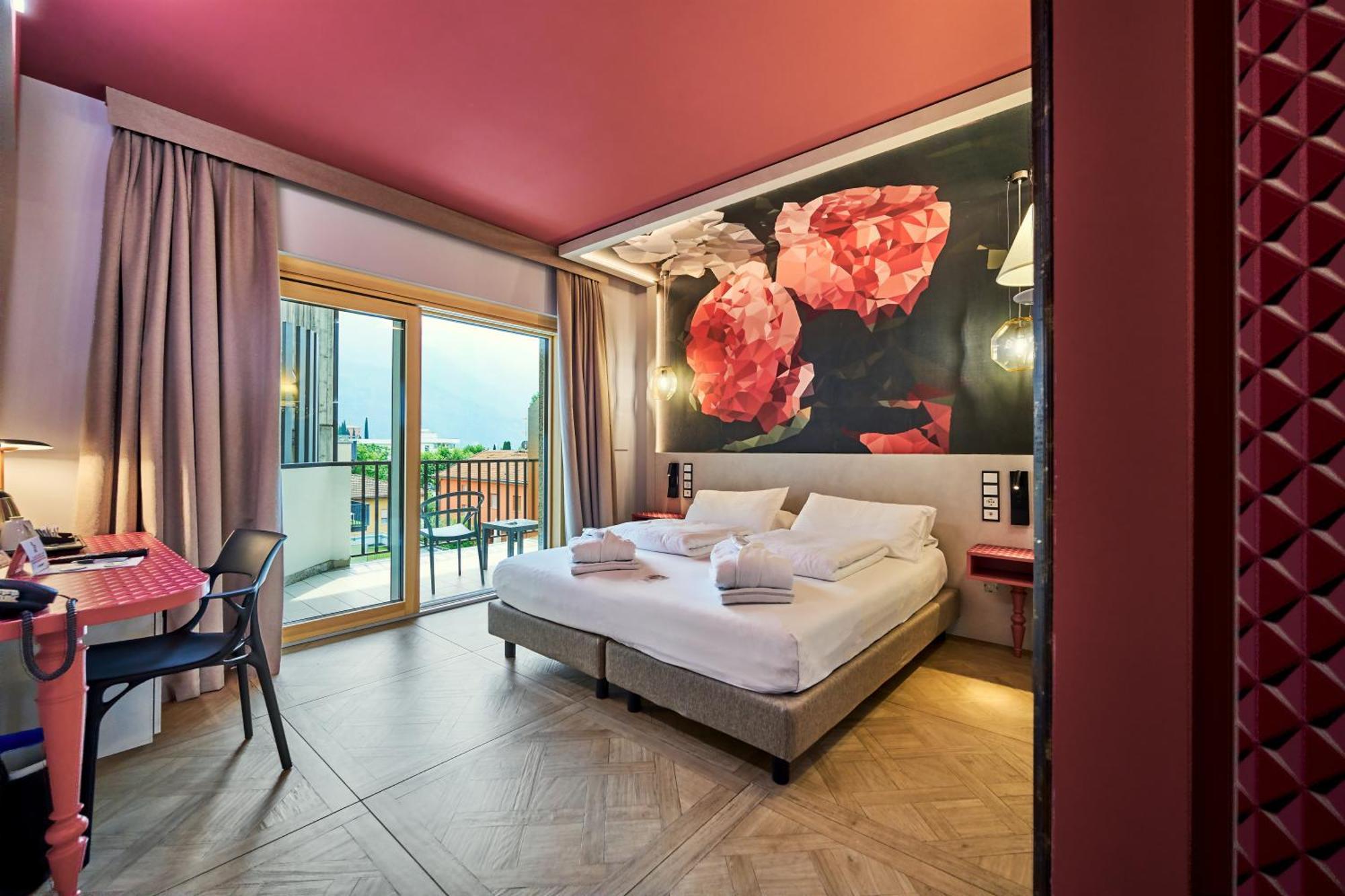 Parc Hotel Flora S Riva del Garda Ngoại thất bức ảnh