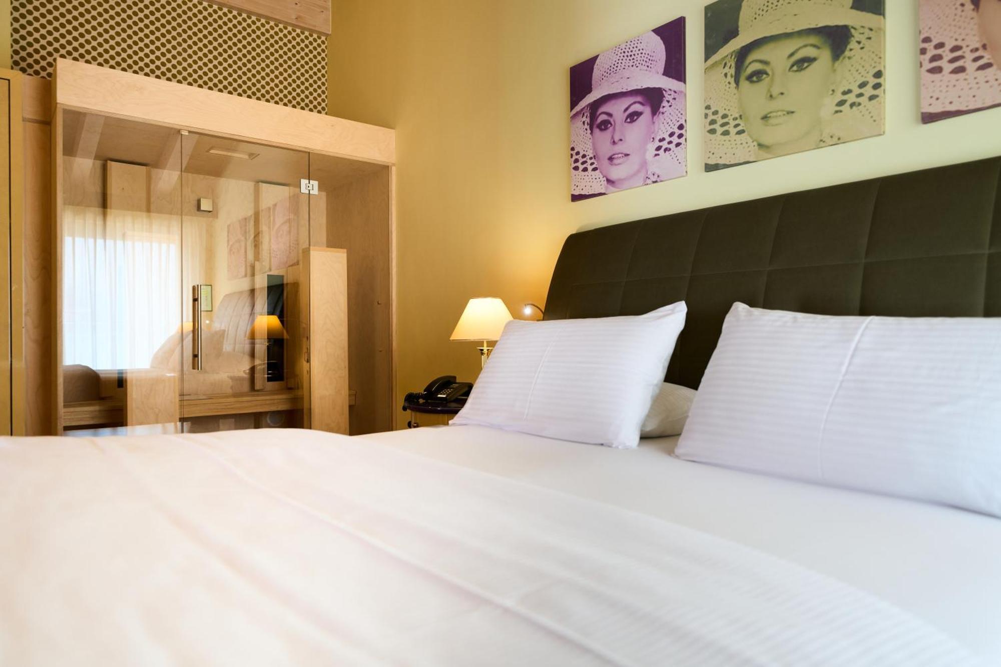 Parc Hotel Flora S Riva del Garda Ngoại thất bức ảnh