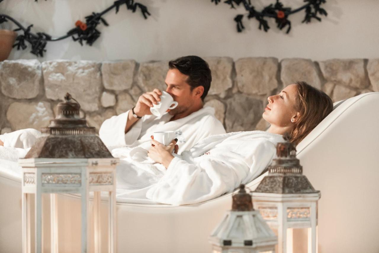 Parc Hotel Flora S Riva del Garda Ngoại thất bức ảnh